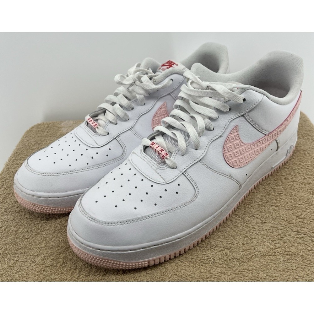 Nike Air Force 1 Low '07 Valentine's Day 2022 Mens US 15 DR0144-100